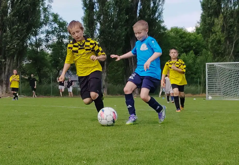 Horké počasí prověřilo mladé fotbalisty. Po porážce přišla cenná remíza.