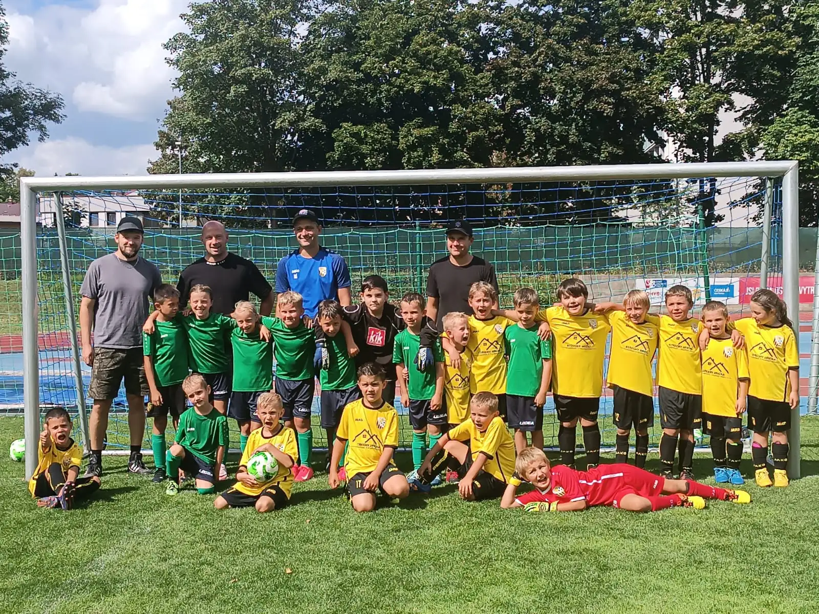Naši nejmladší fotbalisté zahájili sezonu vítězně